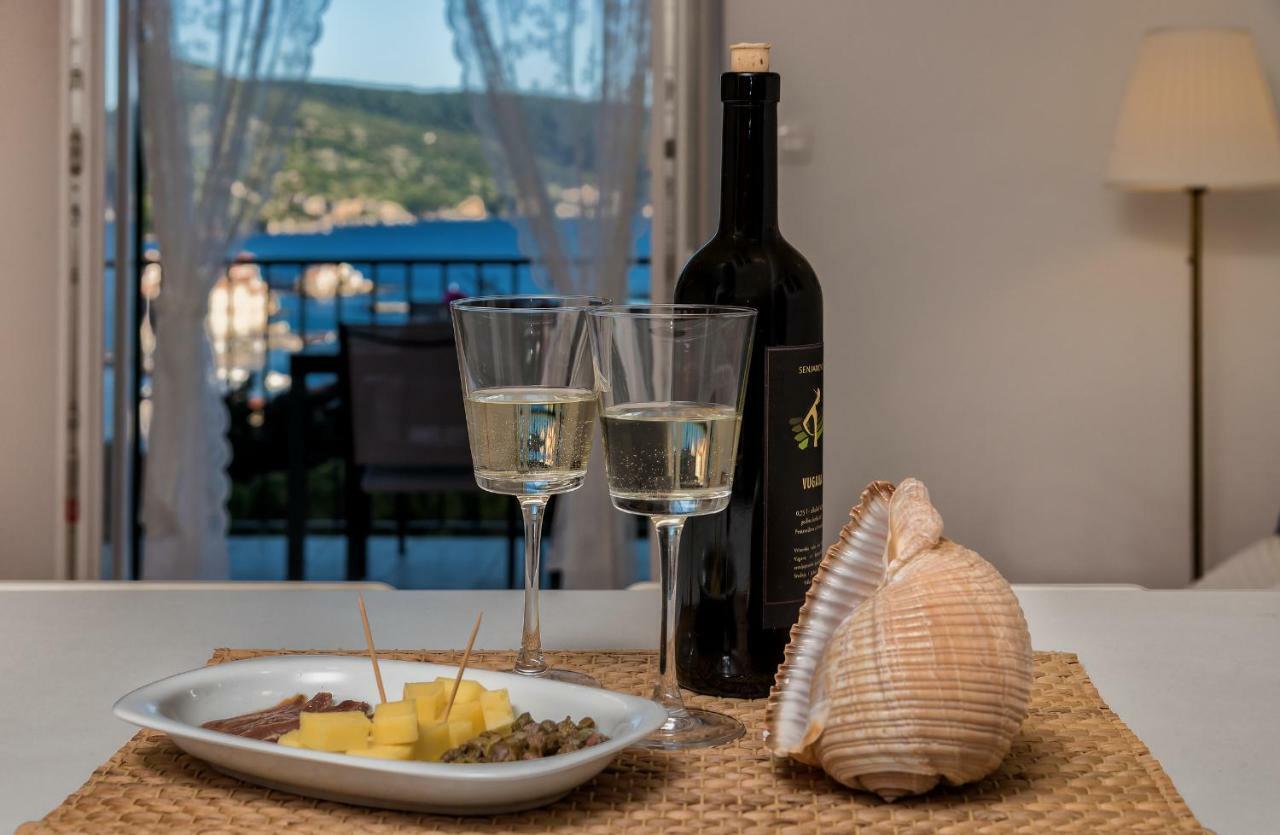 Casa Katalina Leilighet Komiža Eksteriør bilde